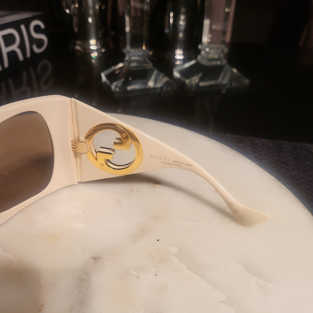 Oversized Gucci Authentic Sunglasses - image 3